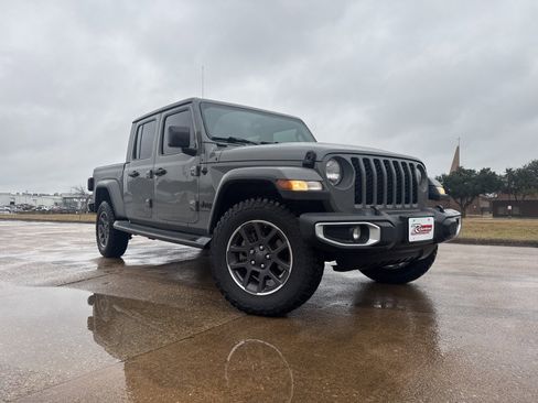 Used 2021 Jeep Gladiator Sport image 1