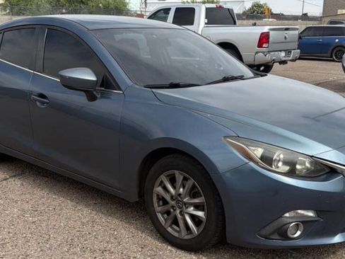 Used 2016 MAZDA MAZDA3 i Sport w/ Preferred Equipment Package FWD image 2
