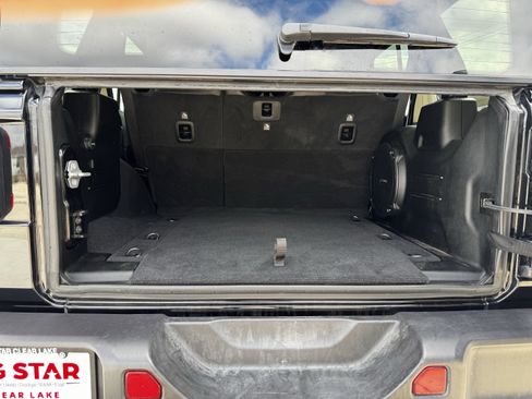 Used 2021 Jeep Wrangler Unlimited Rubicon image 29