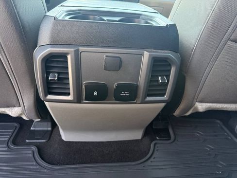 Used 2020 Ford F150 XLT w/ Equipment Group 302A Luxury AWD/4WD image 18
