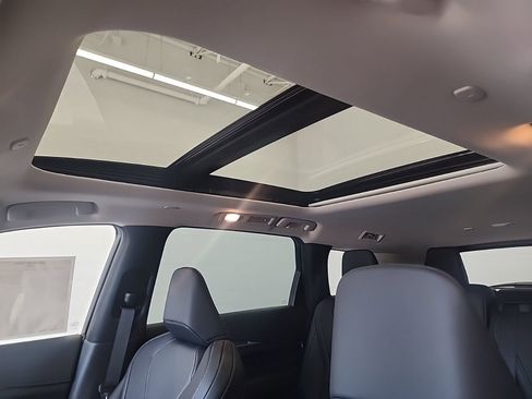 Certified 2026 INFINITI QX60 Pure w/ Cargo Package image 42