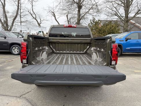 Certified 2023 Chevrolet Colorado W/T image 10