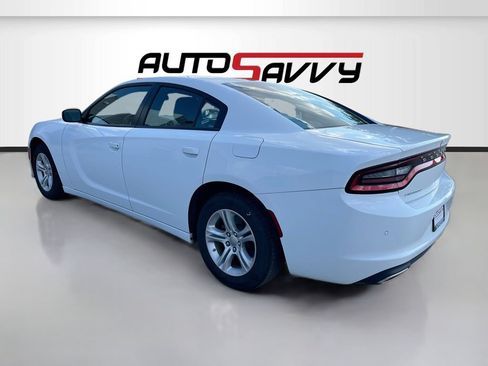 Used 2022 Dodge Charger SXT RWD image 5