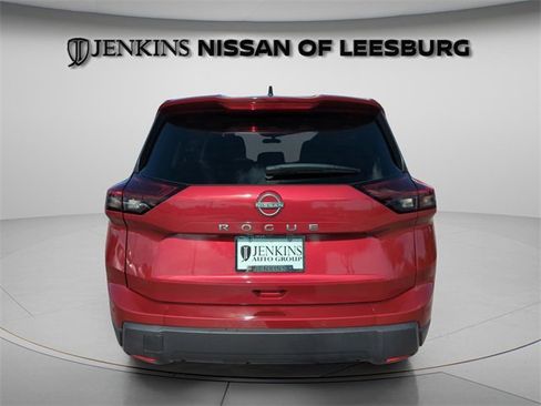 Certified 2025 Nissan Rogue S image 9