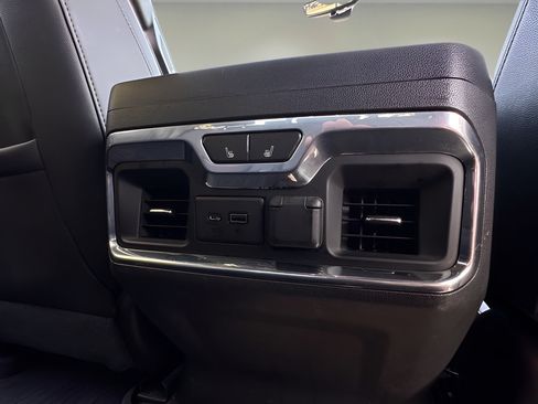 Used 2020 GMC Sierra 1500 AT4 w/ AT4 Premium Package AWD/4WD image 22
