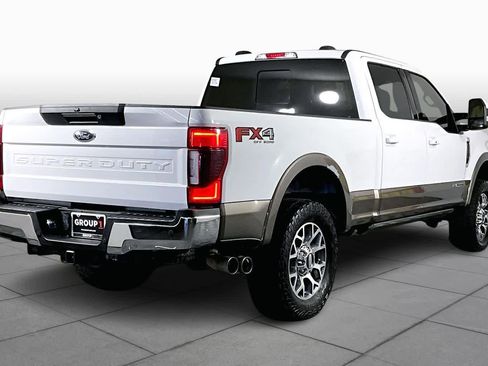 Used 2022 Ford F250 Lariat w/ Lariat Ultimate Package image 11