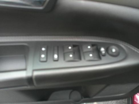 Used 2018 Dodge Grand Caravan GT image 22