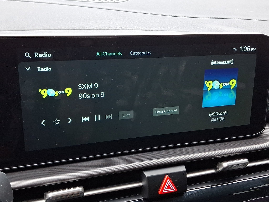 Certified 2026 Kia Sportage EX FWD image 18