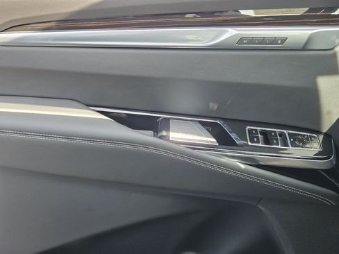 New 2026 Cadillac Escalade Luxury w/ Touring Package AWD/4WD image 16
