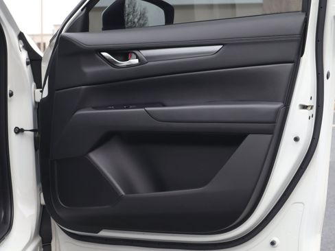 Used 2021 MAZDA CX-5 Touring image 23