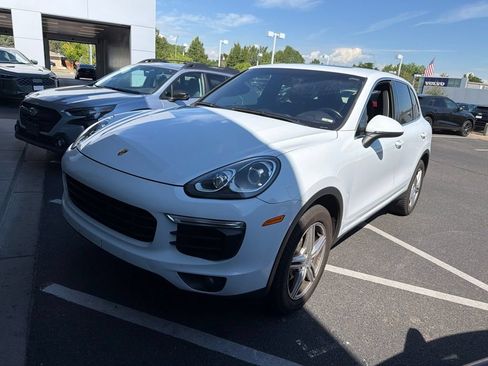Used 2015 Porsche Cayenne S AWD/4WD image 1