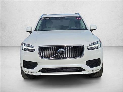 Used 2022 Volvo XC90 T6 Momentum w/ Climate Package image 2