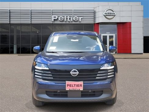 New 2025 Nissan Kicks SV w/ Illumination Package image 2