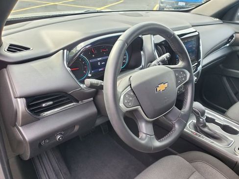 Certified 2023 Chevrolet Traverse LT FWD image 22