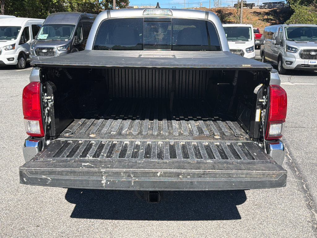 Used 2019 Toyota Tacoma SR5 AWD/4WD image 18