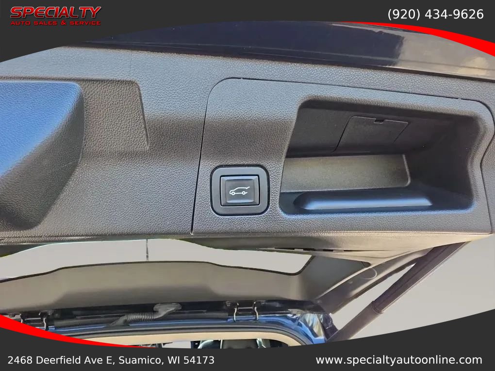 Used 2017 GMC Acadia Denali w/ Technology Package AWD/4WD image 35