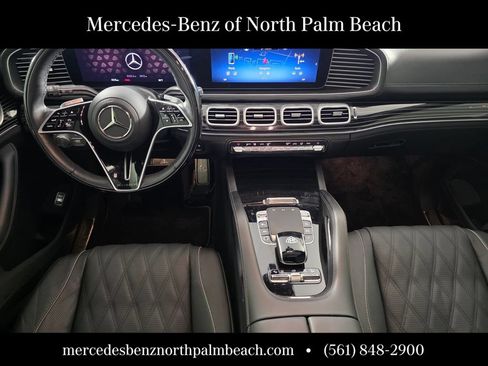 Certified 2025 Mercedes-Benz Maybach GLS 600 4MATIC image 13