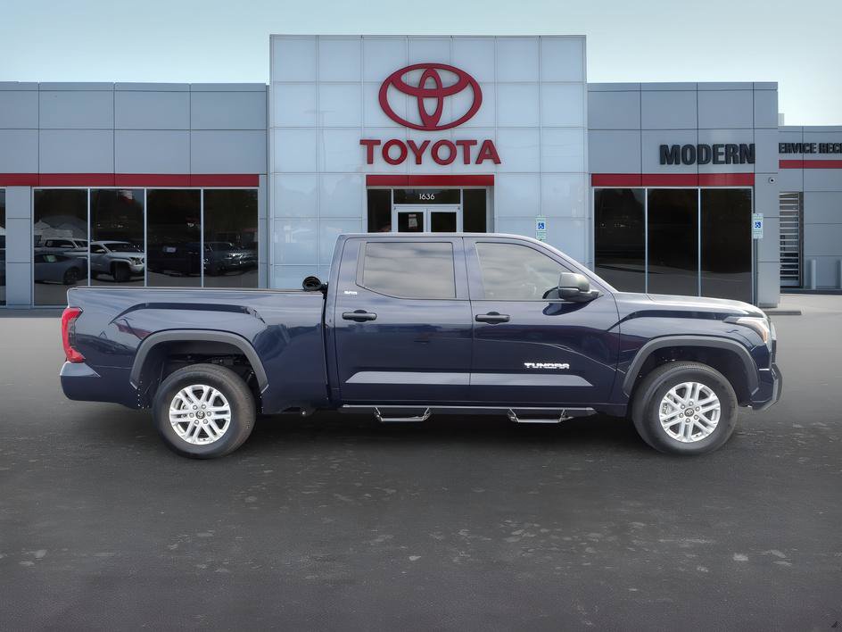 Used 2025 Toyota Tundra SR5 AWD/4WD image 6