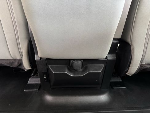 Used 2018 Ford F150 XL w/ Equipment Group 101A Mid AWD/4WD image 23