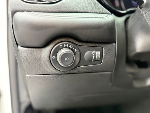 Used 2022 Dodge Durango GT AWD/4WD image 24