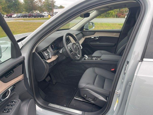 Used 2026 Volvo XC90 B6 Plus AWD/4WD image 9