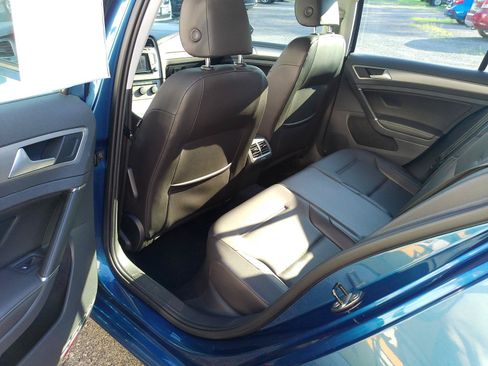 Used 2015 Volkswagen Golf TDI FWD image 24