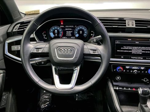 Used 2023 Audi Q3 2.0T Premium w/ Black Optic Sport Package image 8
