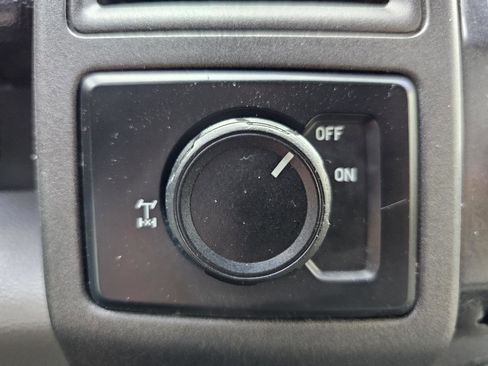 Used 2017 Ford F250 XL w/ Power Equipment Group AWD/4WD image 18