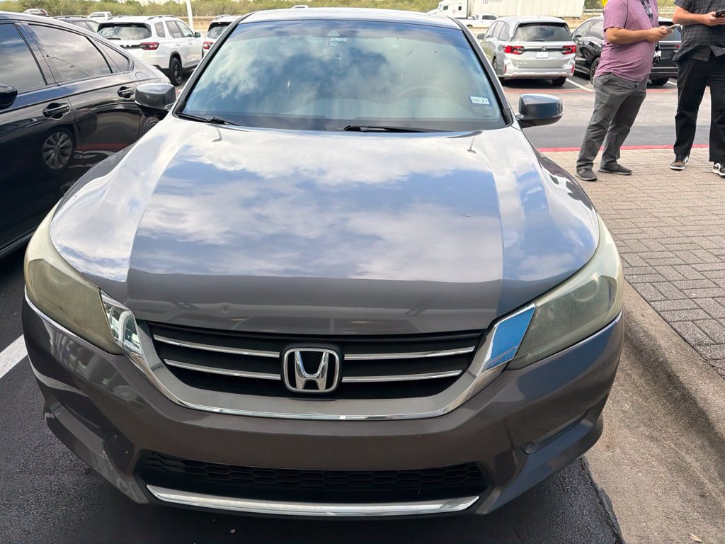 Used 2015 Honda Accord EX-L image 2