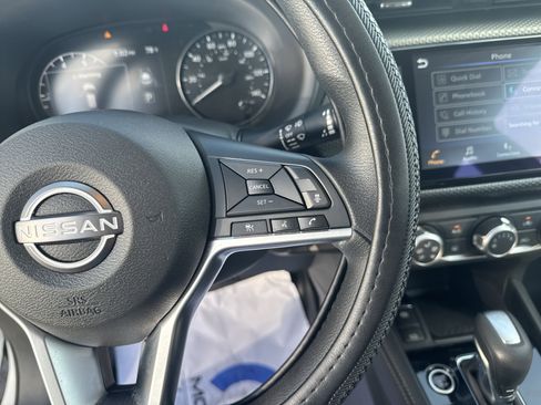 Used 2023 Nissan Kicks SV image 20