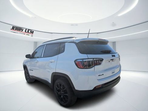 New 2026 Jeep Compass Latitude image 5