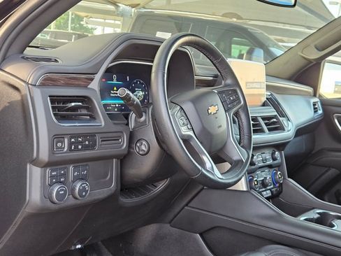 Used 2023 Chevrolet Tahoe LT w/ Luxury Package AWD/4WD image 9