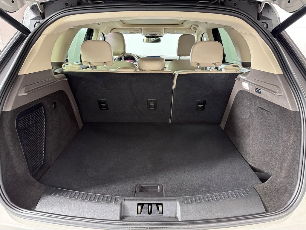 Used 2022 Lincoln Corsair AWD w/ Premium Package image 21
