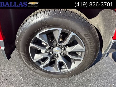 Certified 2022 Chevrolet Silverado 1500 LT AWD/4WD image 25