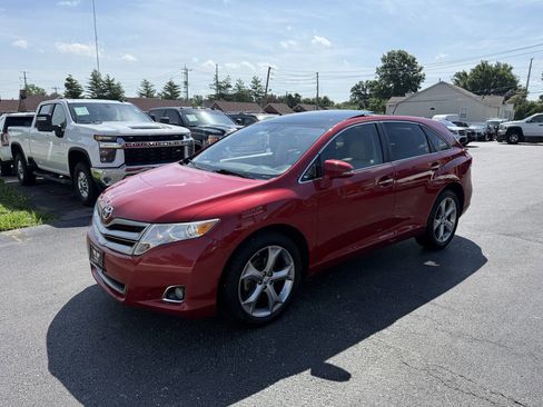 Used 2013 Toyota Venza XLE w/ XLE Premium Pkg FWD image 3