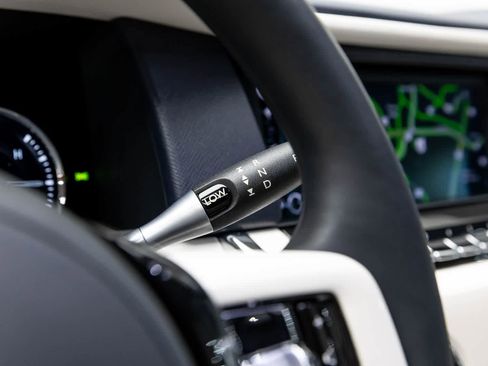 Used 2023 Rolls-Royce Cullinan w/ Cullinan Package AWD/4WD image 20