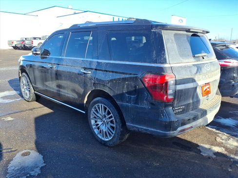 Used 2024 Ford Expedition Limited w/ Excursion Package image 3