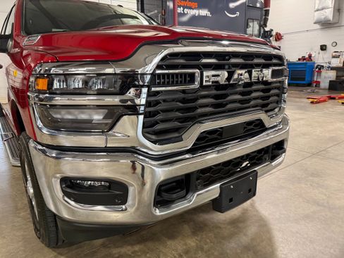 Used 2026 RAM 2500 Big Horn AWD/4WD image 2