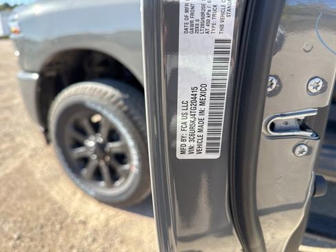 New 2026 RAM 2500 Laramie image 32