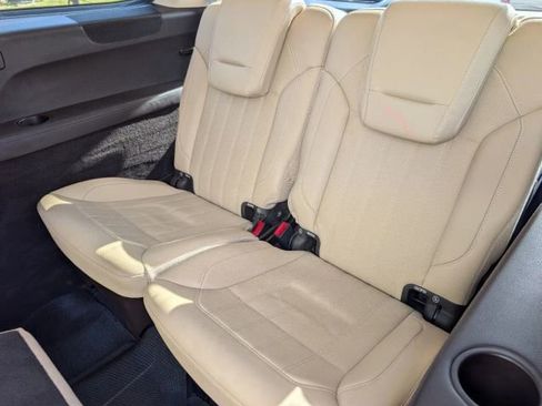 Used 2018 Mercedes-Benz GLS 450 4MATIC image 32