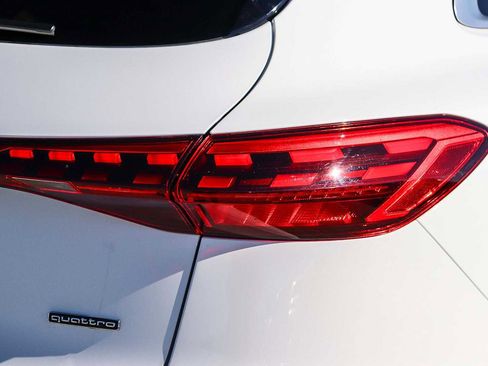 New 2025 Audi Q5 Premium image 10