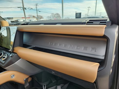 New 2026 Land Rover Defender 110 V8 image 13