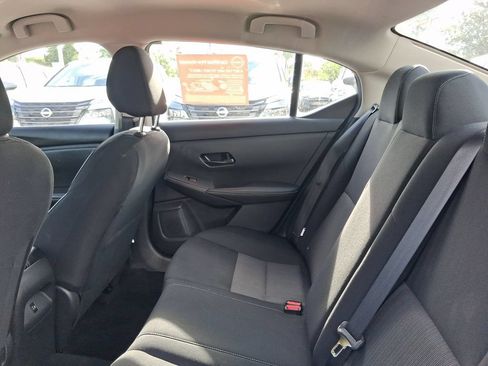 Used 2025 Nissan Sentra SV w/ All-Weather Package FWD image 16