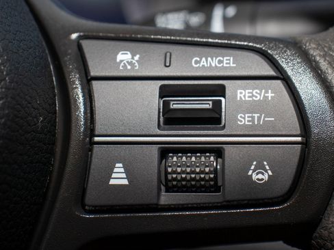 Certified 2025 Honda Accord SE image 29