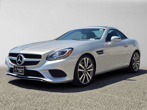 Used 2020 Mercedes-Benz SLC 300 image 8