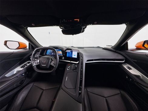 Used 2024 Chevrolet Corvette Stingray Convertible image 25