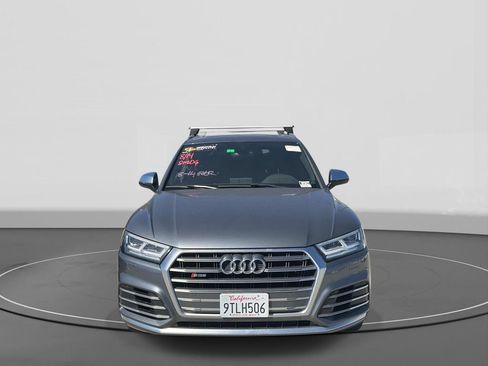 Used 2018 Audi SQ5 Premium Plus w/ Navigation Package AWD/4WD image 3