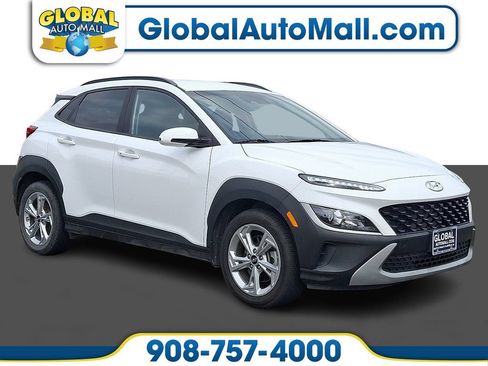 Used 2023 Hyundai Kona SEL AWD/4WD image 1