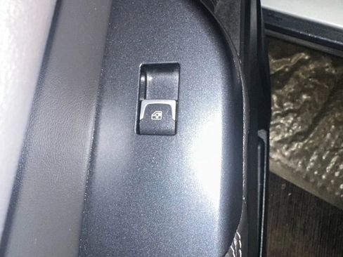 Used 2015 Cadillac SRX Luxury w/ Driver Awareness Package image 52