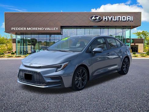 Used 2025 Toyota Corolla XSE FWD image 8